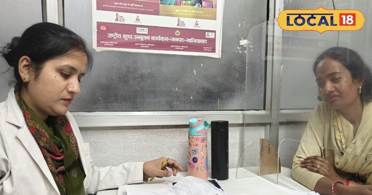 गर्मी से बढ़ रही घमौरी, त्वचा पर लाल दानों ने बढ़ाई टेंशन, जाने डॉक्टरों की जरूरी सलाह