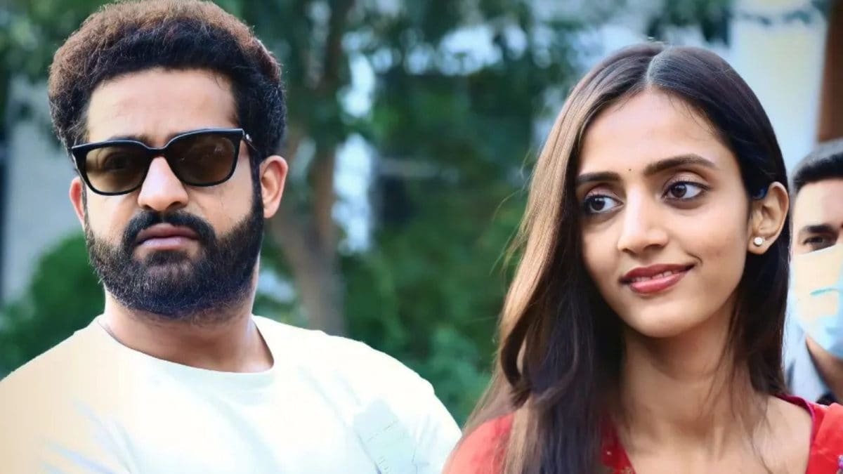 कौन हैं जूनियर NTR की पत्नी? 9 साल का अंतर, पहली मुलाकात से पहले तय हुई शादी