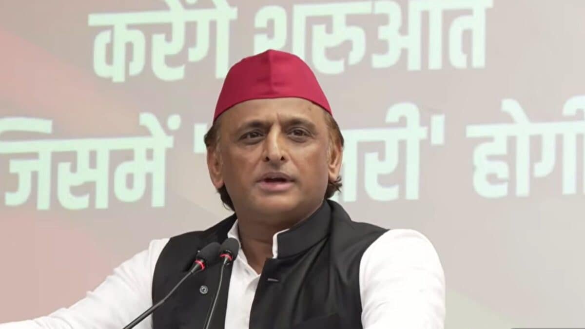 क्या अखिलेश के लिए काम करेगा 40000 वाला दांव, तेजस्वी-राहुल तो रहे हैं फेल