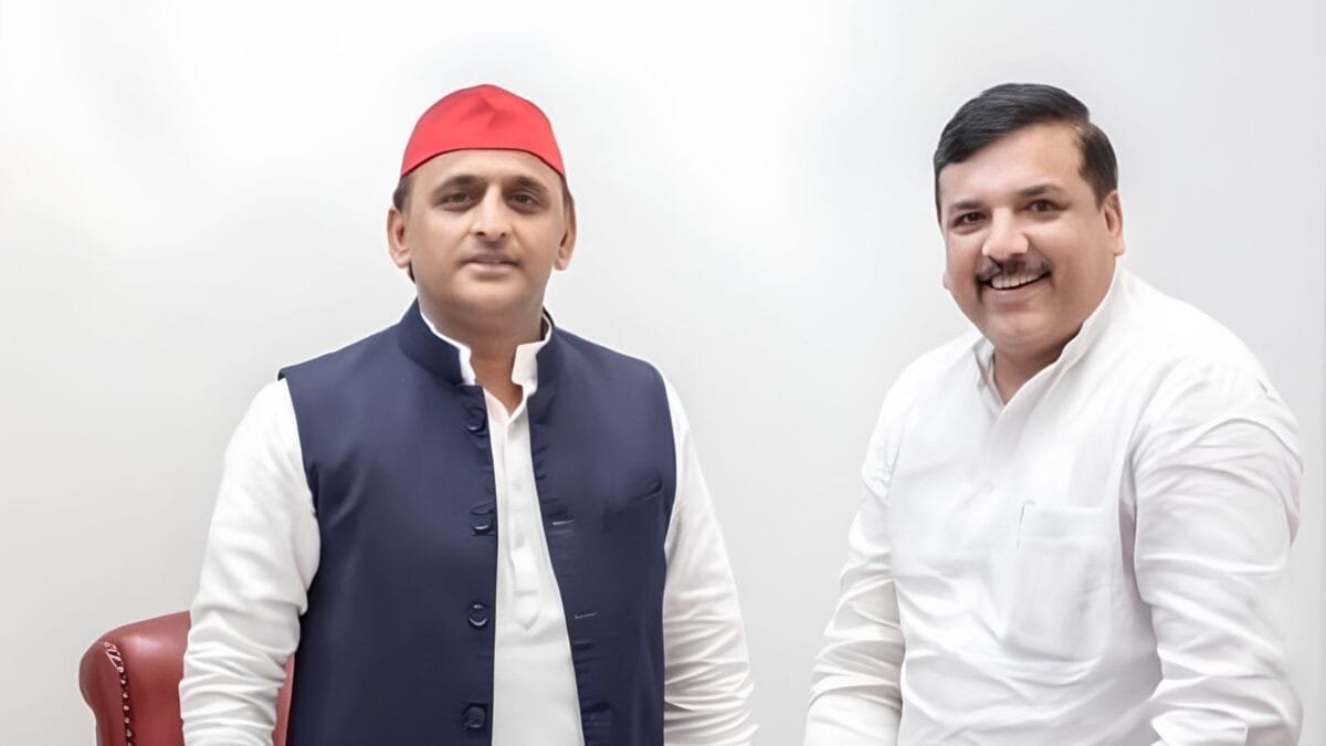 अखिलेश-संजय मुलाकात से कांग्रेस असहज, यूपी में गठबंधन की चर्चा तेज