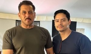 ‘बैटल ऑफ गलवान’ के सेट से वायरल हुई तस्वीर, सलमान खान का लुक देख गदगद हुए फैंस, कहा- भाईजान कमिंग सून