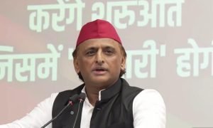 क्या अखिलेश के लिए काम करेगा 40000 वाला दांव, तेजस्वी-राहुल तो रहे हैं फेल