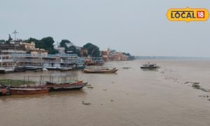 वाराणसी में गंगा के जलस्तर में कमी, फिर भी 40 हजार गंगा पुत्र नाविक परेशान, जानें हालात