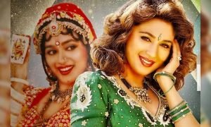 माधुरी दीक्षित ने सहेली की शादी में लगाए ऐसे ठुमके, दूर खड़ा घूरता रहा सिरफिरा आशिक, गाना सुन थिरकने लगेंगे कदम