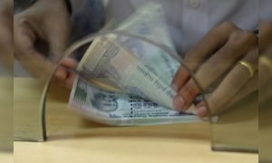 ये बैंक एफडी कराने पर मुफ्त में दे रहा है 50 लाख रुपये तक का बीमा, घर बैठे ऐसे उठाएं फायदा