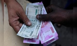 16 साल के इशिर वाधवा ने स्कूल प्रोजेक्ट को बनाया बिजनेस, अब इस तरह परिवार करेगा मोटी कमाई!