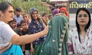 कौन हैं IAS कविता मीणा? बाढ़ पीड़ित महिला को बैग से देने लगीं दवा, वीडियो वायरल