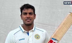 कौन है वो बल्लेबाज, जिसने डेब्यू में जड़ी डबल सेंचुरी, खास क्लब में एंट्री