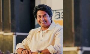 ‘देख रहा है विनोद, विकास मोज काट रहा है’, चंदन रॉय ने भोजपुरी गाने पर किया जमकर डांस