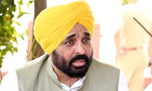 भगवंत मान के VIRAL VIDEO पर पंजाब में बवाल, अब CM की आई सफाई- मैं नहीं, AAP को बदनाम करने की साजिश; बचाव में उतरे केजरीवाल