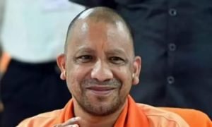 CM योगी ने लाखों कामगारों को दिया बड़ा तोहफा, नए वेज बोर्ड गठन को मंजूरी