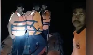 नदी में डूबते लोग चीख रहे थे, गांव में बज रहा था डीजे, नहीं सुन पाया कोई आवाज