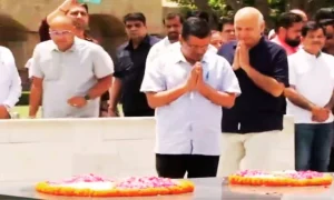 आतिशी-सिसोदिया संग राजघाट पहुंचे केजरीवाल, जस्टिस स्वर्ण कांता के खिलाफ शुरू किया ‘सत्याग्रह’, कहा- हमें न्याय प्रणाली पर भरोसा, लेकिन…