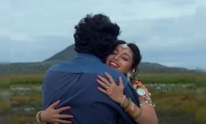 माधुरी दीक्षित का सुपरहिट गाना, अधेड़ उम्र के हीरो संग टूटकर किया रोमांस, फिर हुआ सुपरस्टार संग काम करने का पछतावा