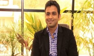 पढ़ाई में मन नहीं लगा तो स्कूल छोड़ कॉल सेंटर में की नौकरी, अब हैं देश के सबसे युवा अरबपति, जानें कैसे?